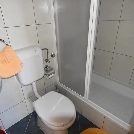 Nada 1 Apartman *