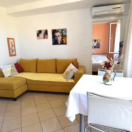 Nada 1 Apartamento