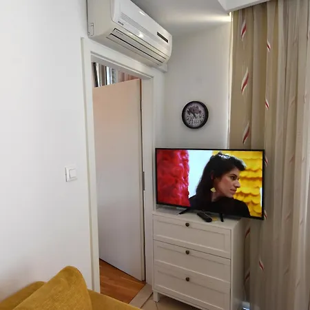 Nada 1 * Podgora (Split-Dalmatia)